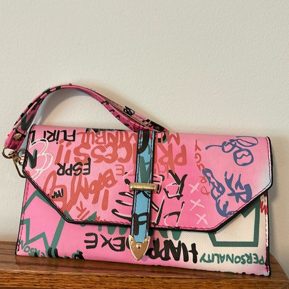 Handbags - GRAFFITI WRISTLET. EUC